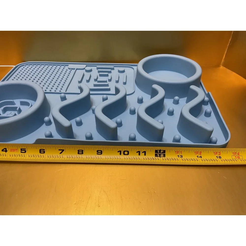 Silicone Slow Feeder Lick Mat for Dogs Cats Blue Suction Cup Anxiety Relief Mat